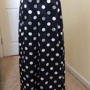 SOLD! Beautiful Ann Taylor Skirt